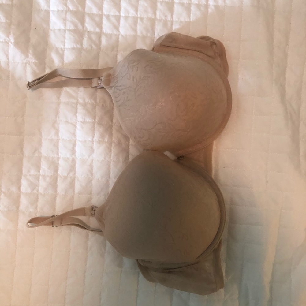 Natori full coverage bra in nude